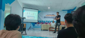 Foto pemateri dari D-Link membawa tema mengenai IoT & Machine-to-Machine