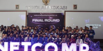 Foto bersama sesi final Netcomp 4.0 UGM