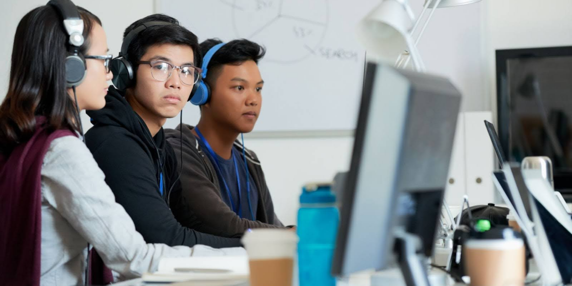 Ilustrasi pelayanan publik berbasis teknologi awan